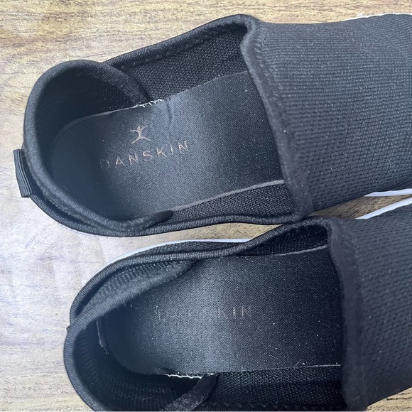 Danskin Creative Stretch Knit Slip-on Black Sneakers Size 10 - Picture 11 of 14